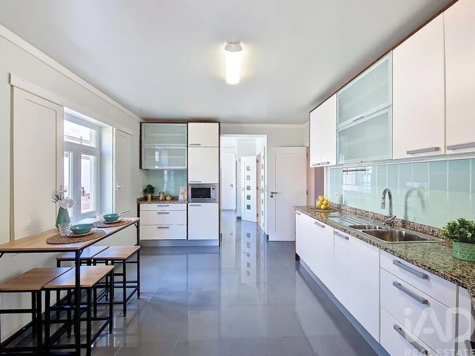 Moradia T4 para Venda em Venda do Pinheiro e Santo Estêvão das Galés Foto 14