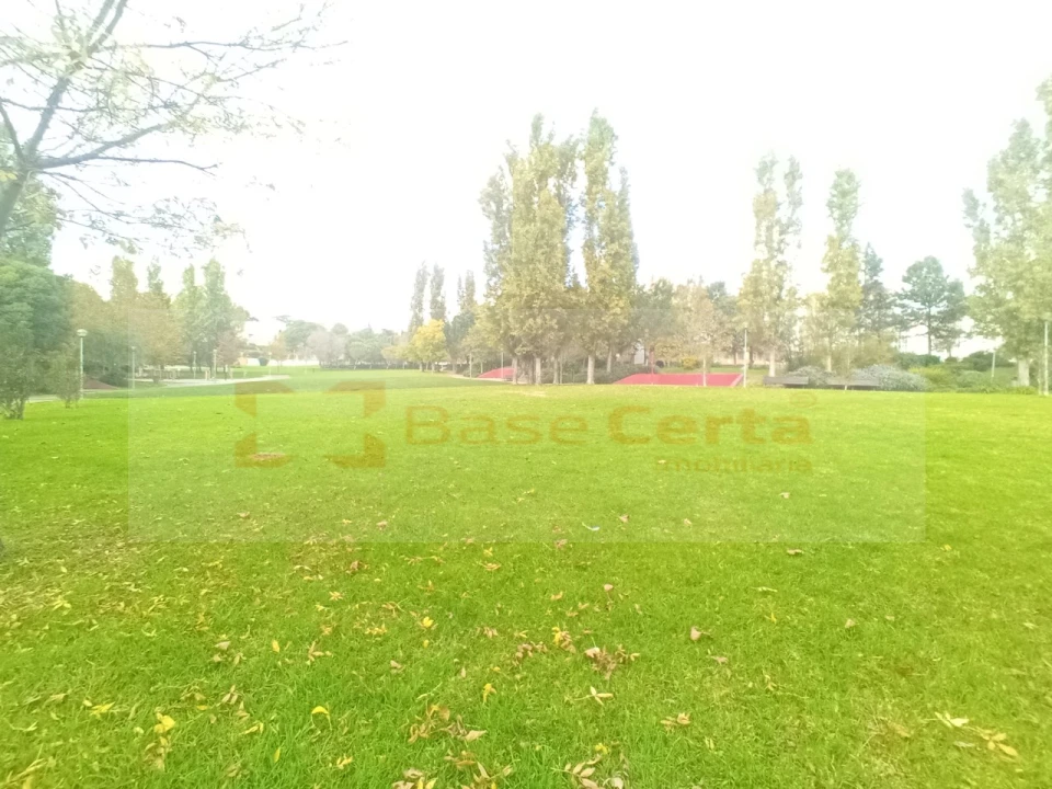 Apartamento T3 para Venda em Vialonga Foto 9