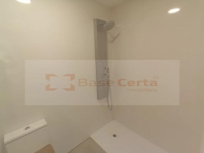 Apartamento T3 para Venda em Vialonga Foto 20