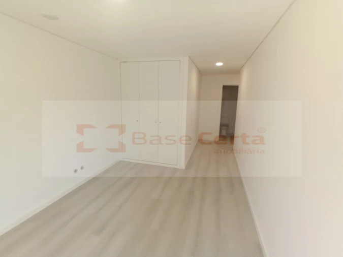 Apartamento T3 para Venda em Vialonga Foto 23
