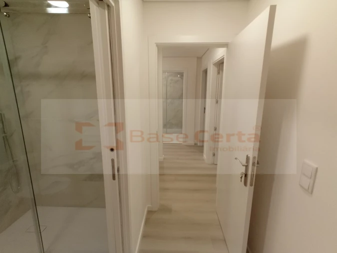 Apartamento T3 para Venda em Vialonga Foto 19