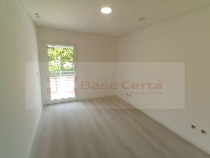 Apartamento T3 para Venda em Vialonga Foto 24