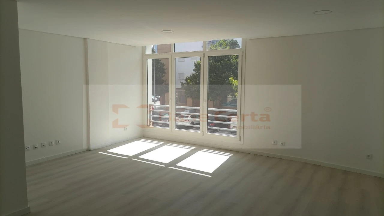 Apartamento T3 para Venda em Vialonga Foto 57