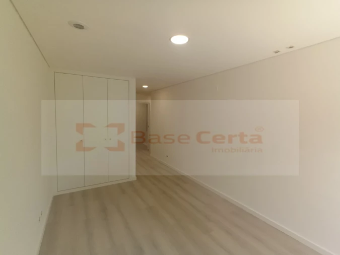 Apartamento T3 para Venda em Vialonga Foto 26