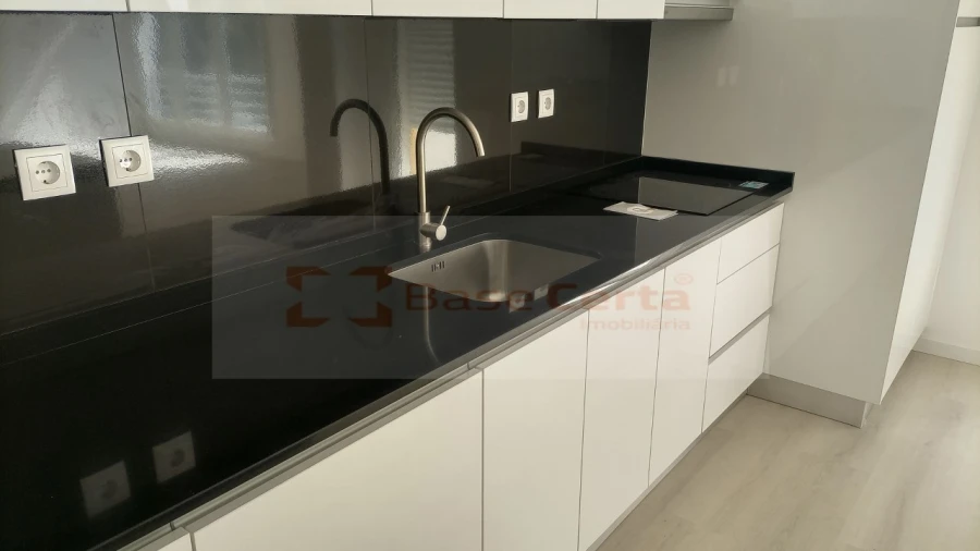 Apartamento T3 para Venda em Vialonga Foto 5