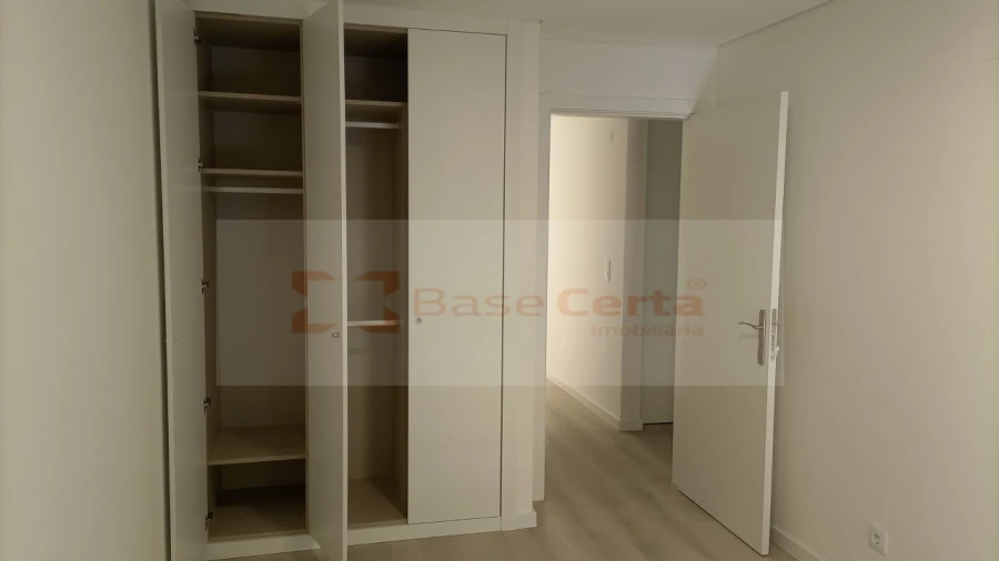 Apartamento T3 para Venda em Vialonga Foto 31