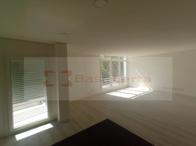 Apartamento T3 para Venda em Vialonga Foto 39