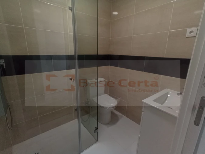 Apartamento T3 para Venda em Vialonga Foto 42