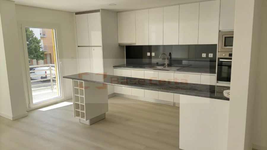 Apartamento T3 para Venda em Vialonga Foto 56