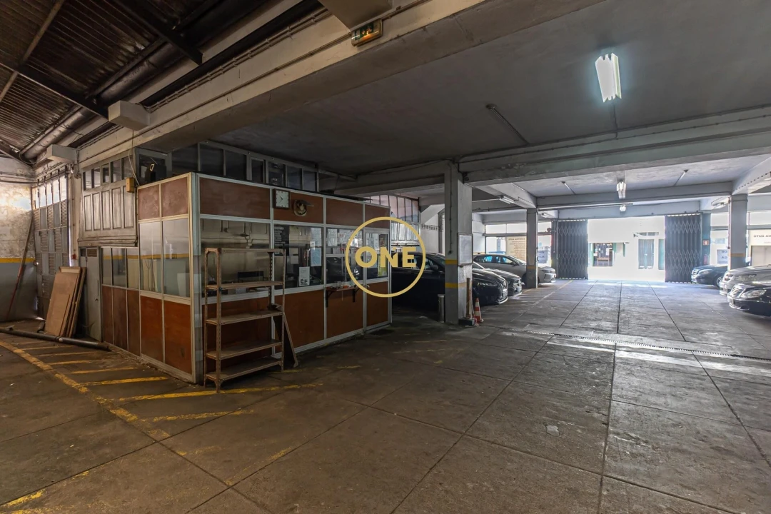 Armazém para Venda em Paranhos Foto 12