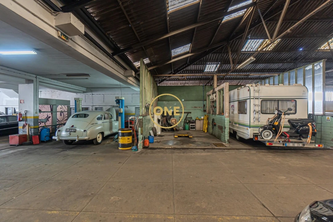 Armazém para Venda em Paranhos Foto 8