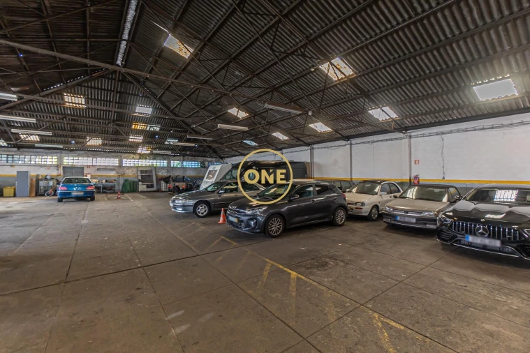 Armazém para Venda em Paranhos Foto 9