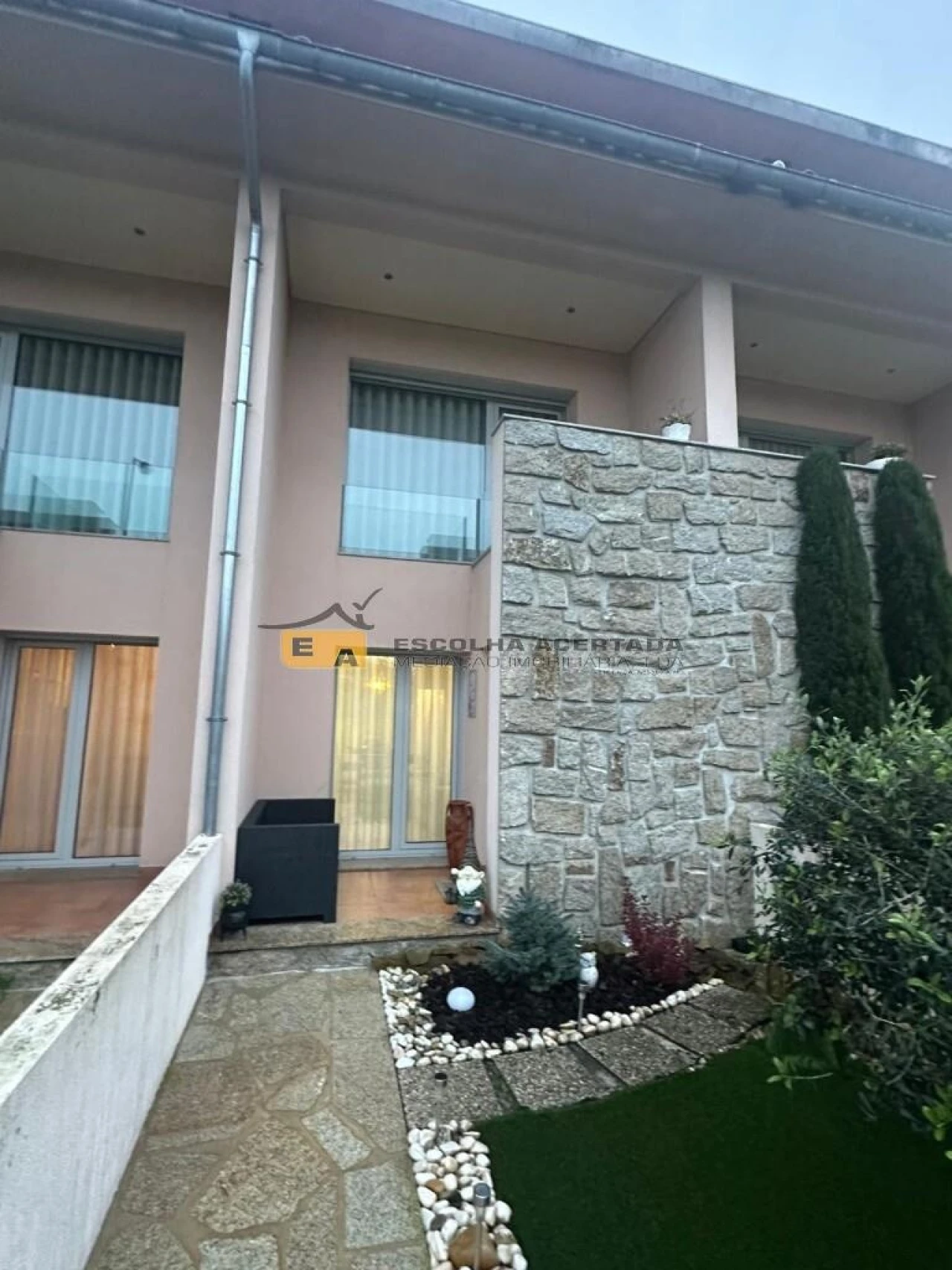 Moradia T3 para Venda em Antas e Abade de Vermoim Foto 14