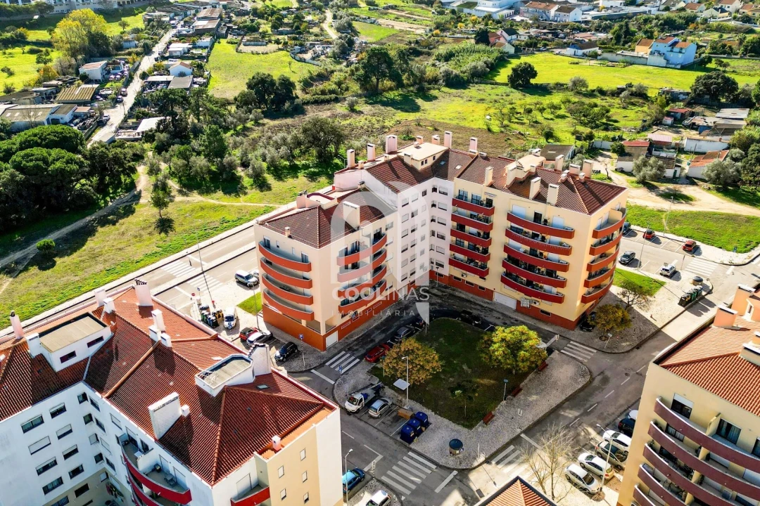 Apartamento T3 para Venda em Seixal, Arrentela e Aldeia de Paio Pires Foto 5