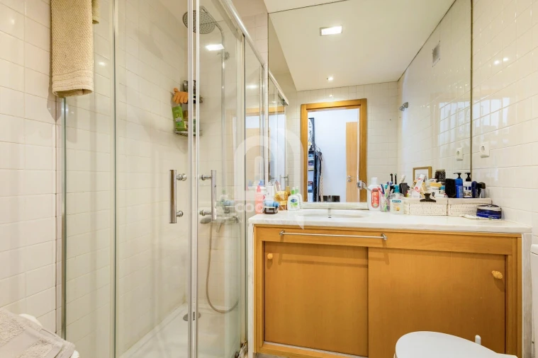 Apartamento T3 para Venda em Seixal, Arrentela e Aldeia de Paio Pires Foto 17