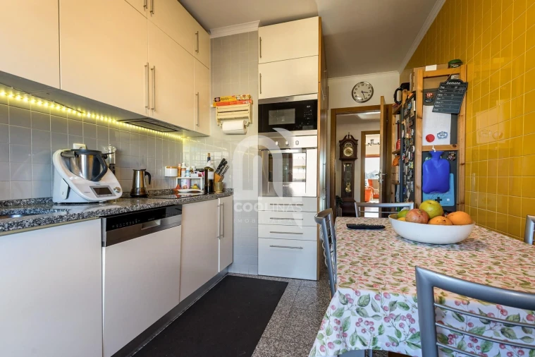 Apartamento T3 para Venda em Seixal, Arrentela e Aldeia de Paio Pires Foto 9