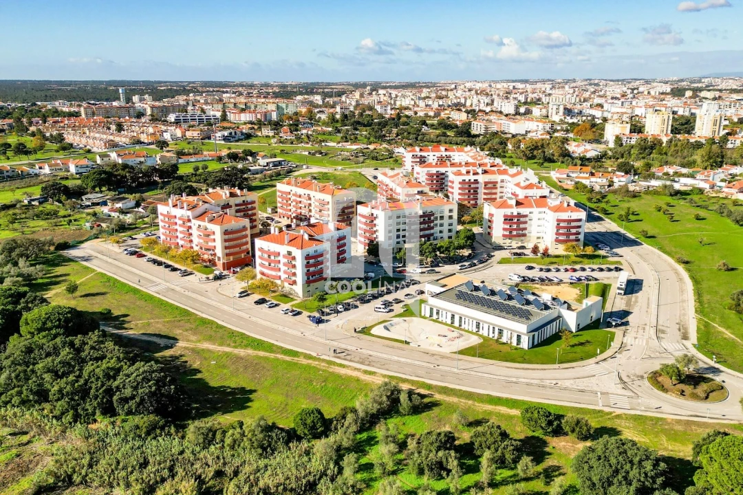 Apartamento T3 para Venda em Seixal, Arrentela e Aldeia de Paio Pires Foto 35