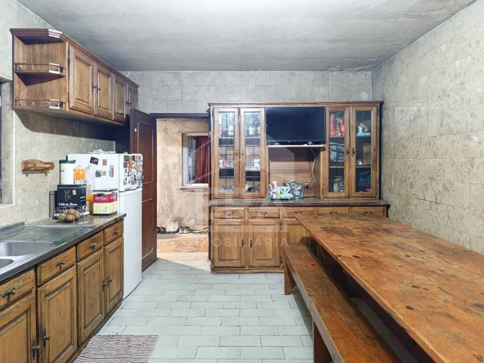 Moradia T2 para Venda em Fermentelos Foto 8