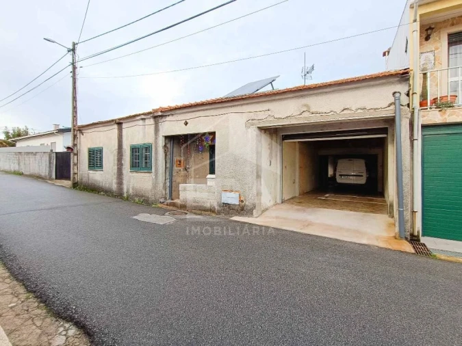 Moradia T2 para Venda em Fermentelos Foto 2