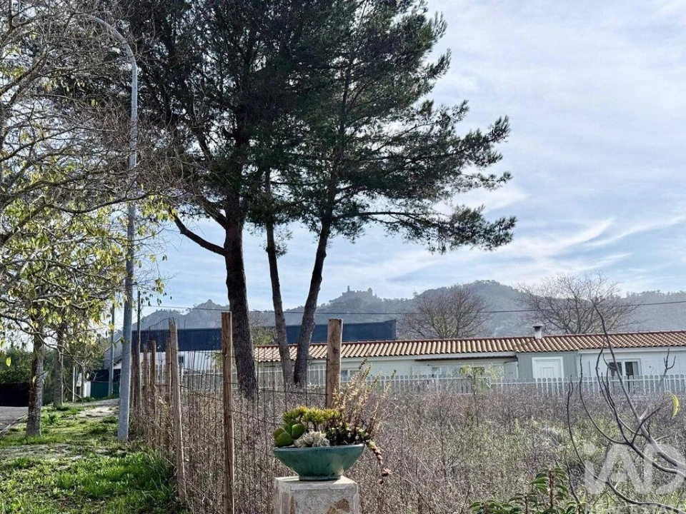 Terreno para Venda em São João das Lampas e Terrugem Foto 1