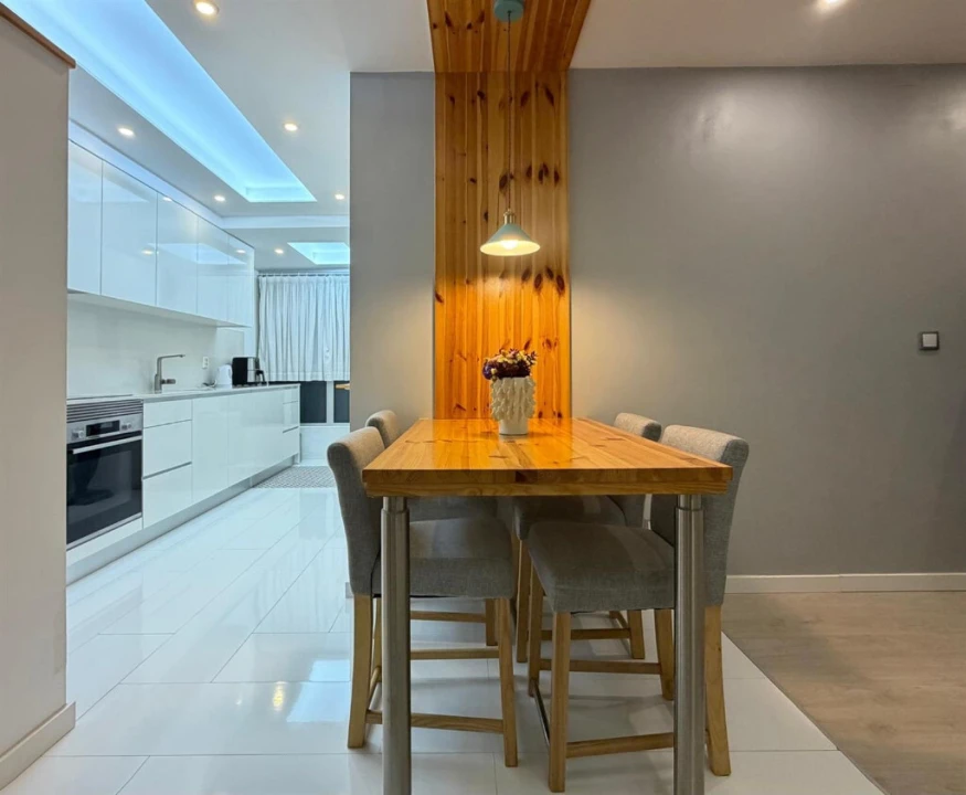 Apartamento T2 para Venda em Santo Antonio dos Olivais Foto 5