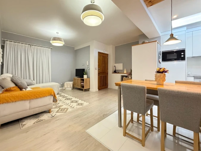 Apartamento T2 para Venda em Santo Antonio dos Olivais Foto 4