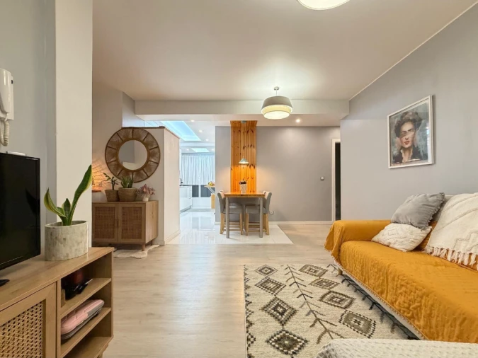 Apartamento T2 para Venda em Santo Antonio dos Olivais Foto 1