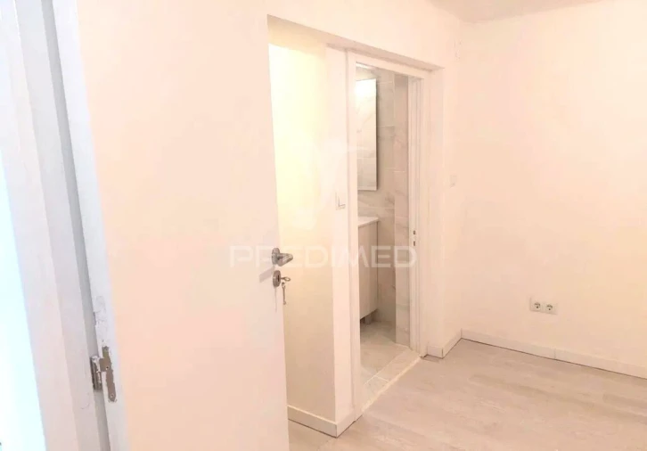 Loja para Venda em Laranjeiro e Feijó Foto 8