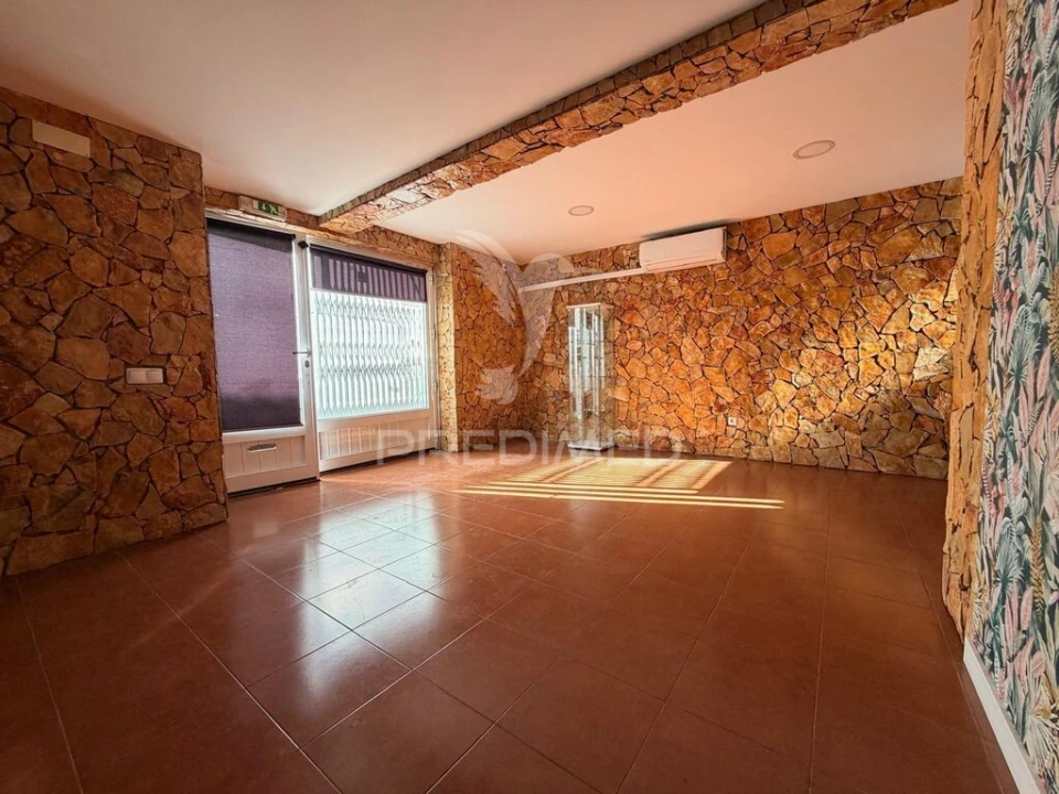 Loja para Arrendamento em Palmela Foto 7