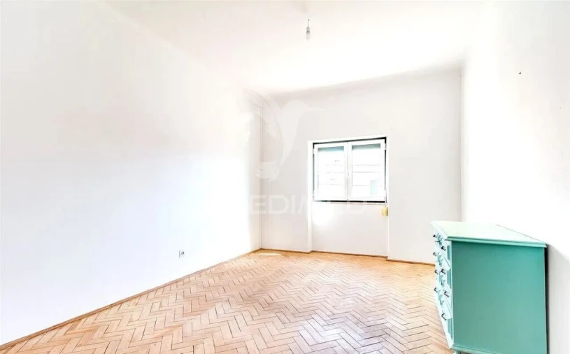 Moradia T5 para Venda em Golegã Foto 7