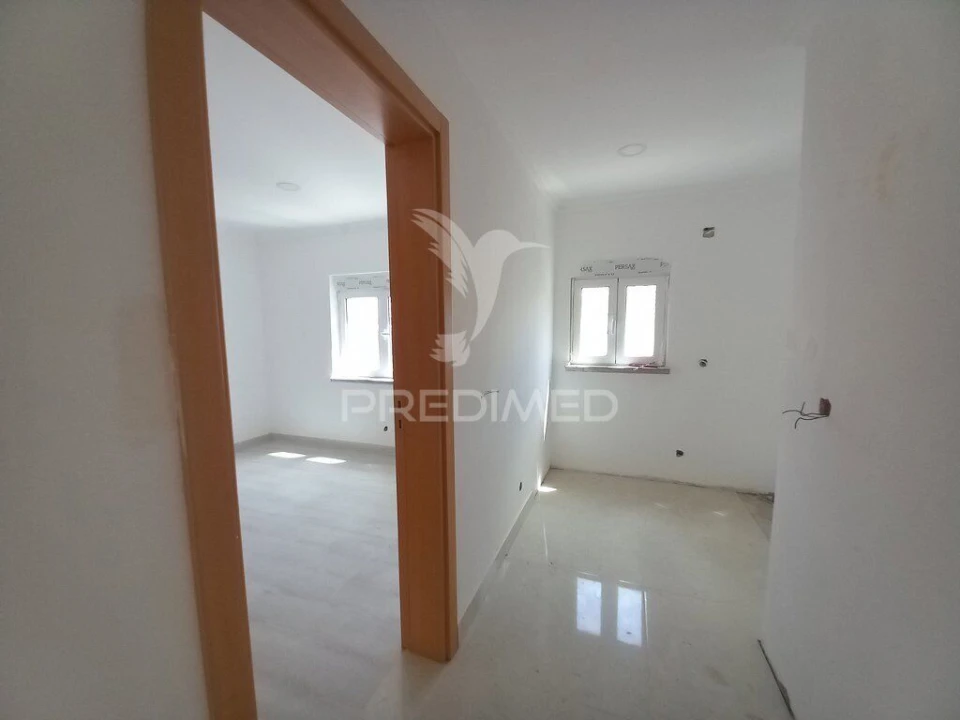 Moradia T5 para Venda em Amora Foto 18