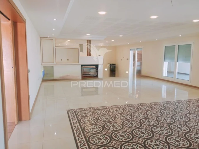 Moradia T7 para Venda em Bidoeira de Cima Foto 5