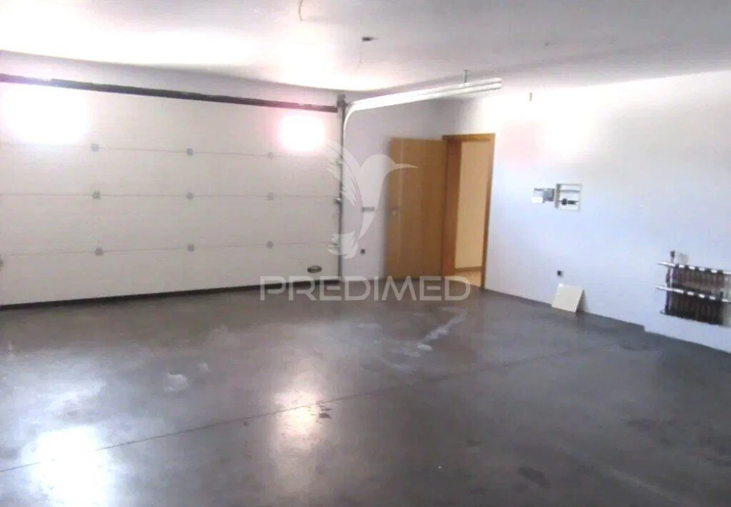 Moradia T7 para Venda em Bidoeira de Cima Foto 20