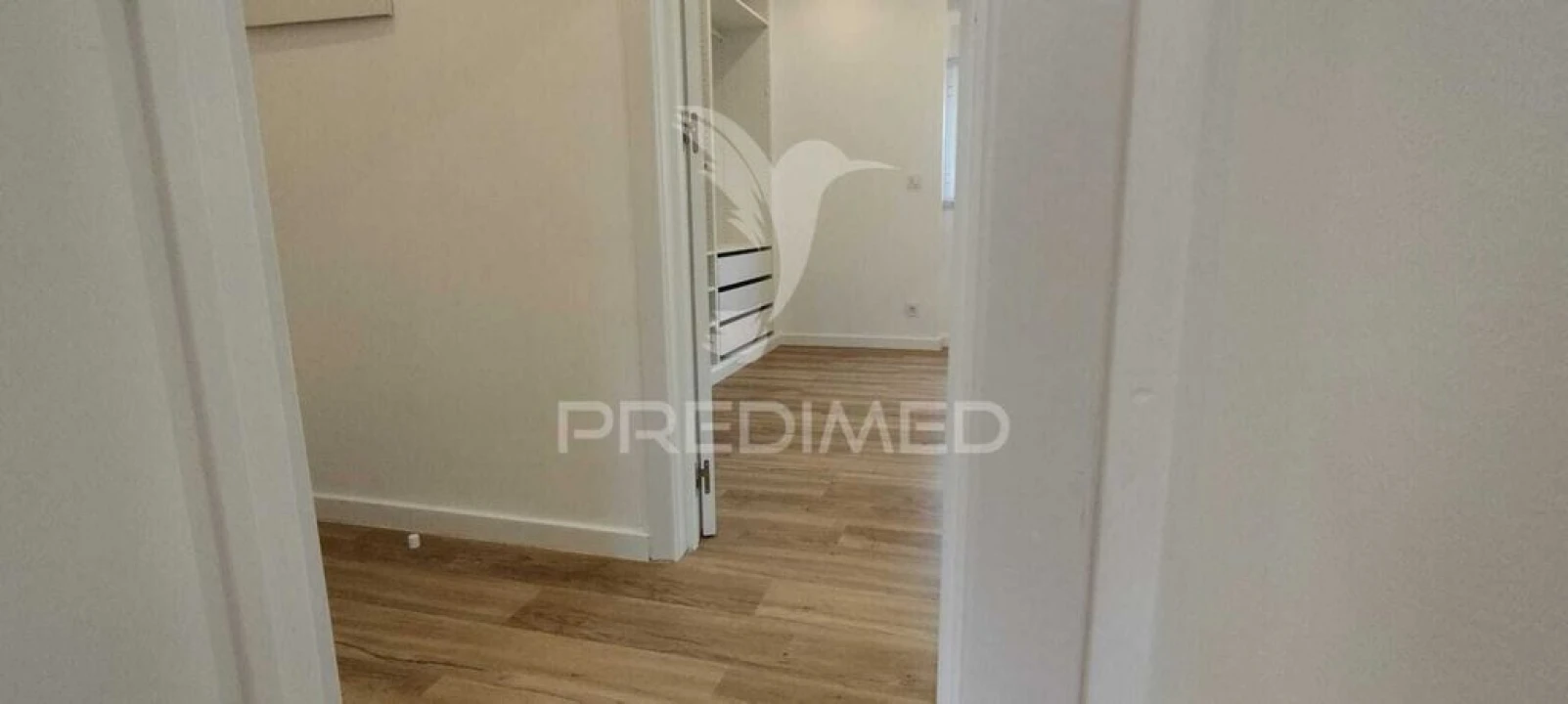 Apartamento T1 para Venda em Porto Salvo Foto 6