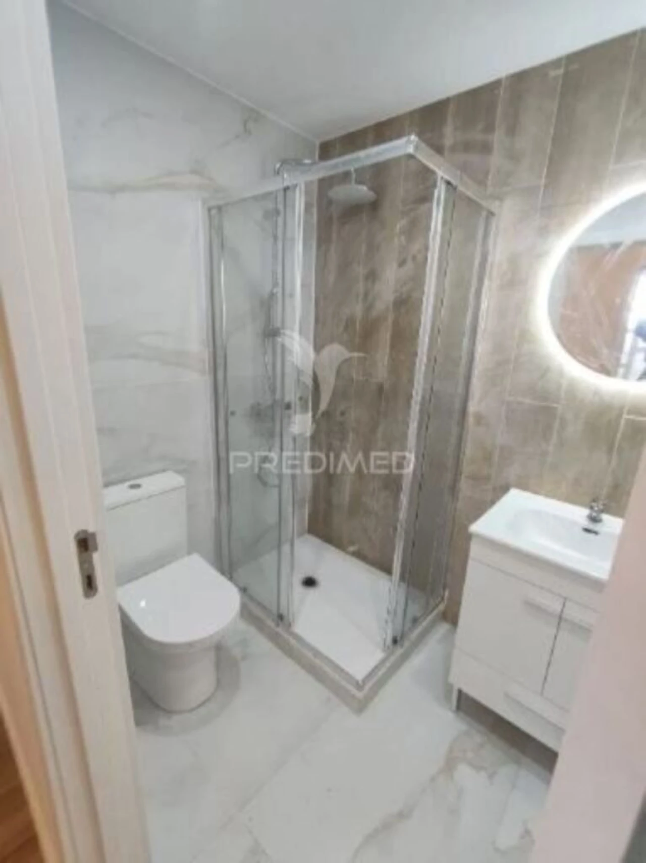 Apartamento T1 para Venda em Porto Salvo Foto 8