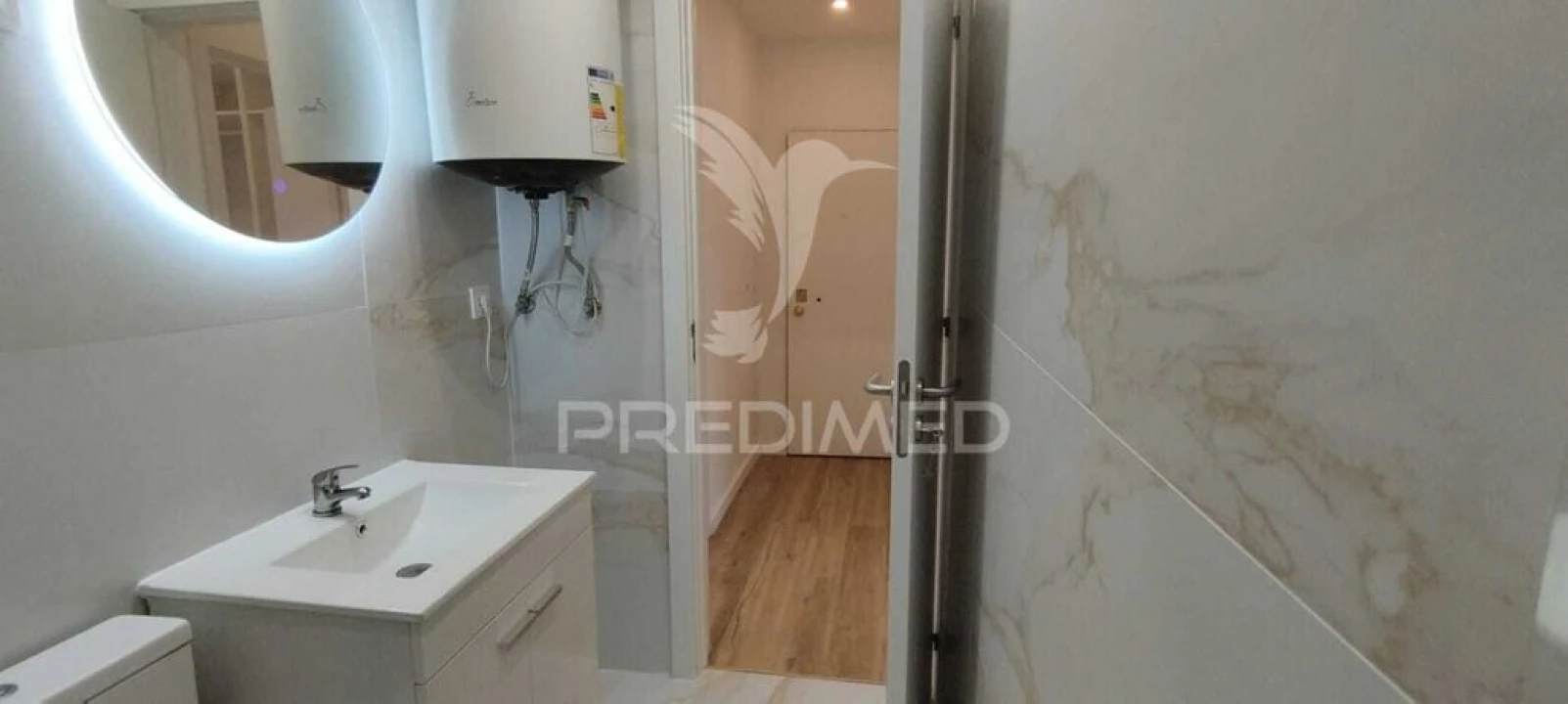 Apartamento T1 para Venda em Porto Salvo Foto 10