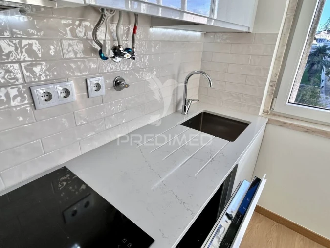 Apartamento T4 para Venda em Barcarena Foto 7