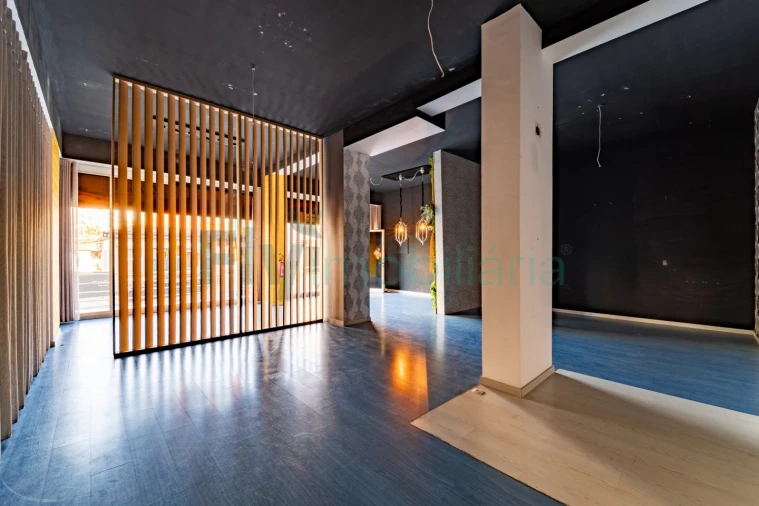 Loja para Venda em Caldas de Vizela (São Miguel e São João) Foto 21