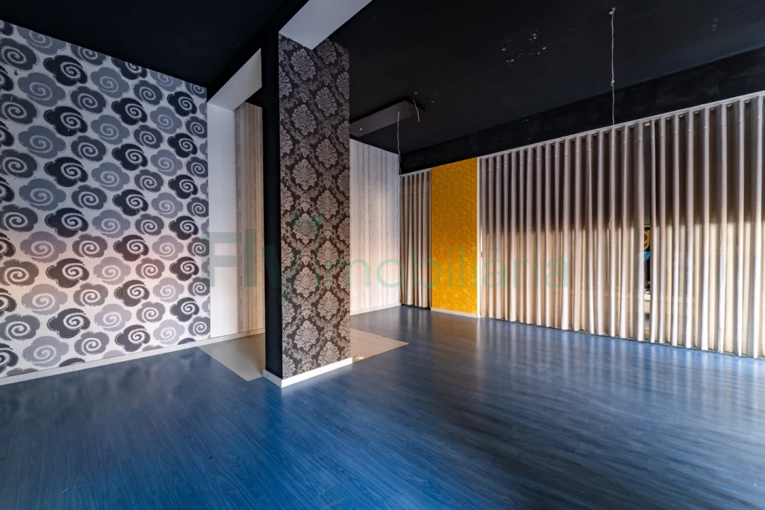 Loja para Arrendamento em Caldas de Vizela (São Miguel e São João) Foto 14