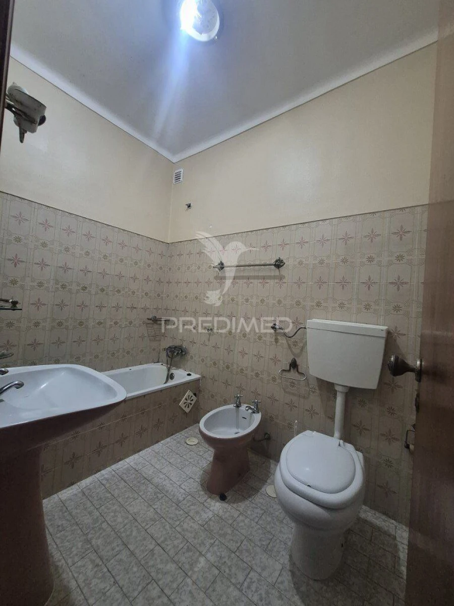 Apartamento T3 para Venda em Amora Foto 9