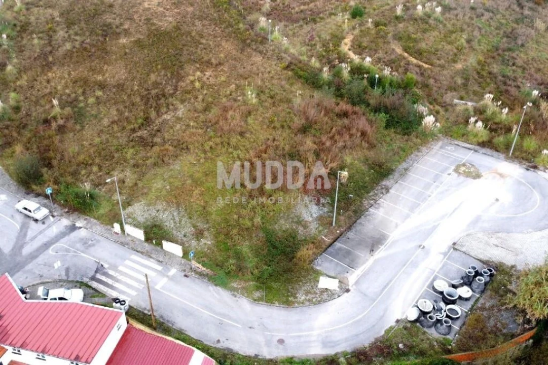 Terreno para Venda em Salreu Foto 7