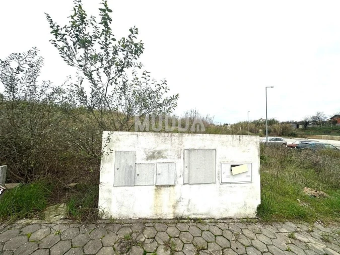 Terreno para Venda em Salreu Foto 5