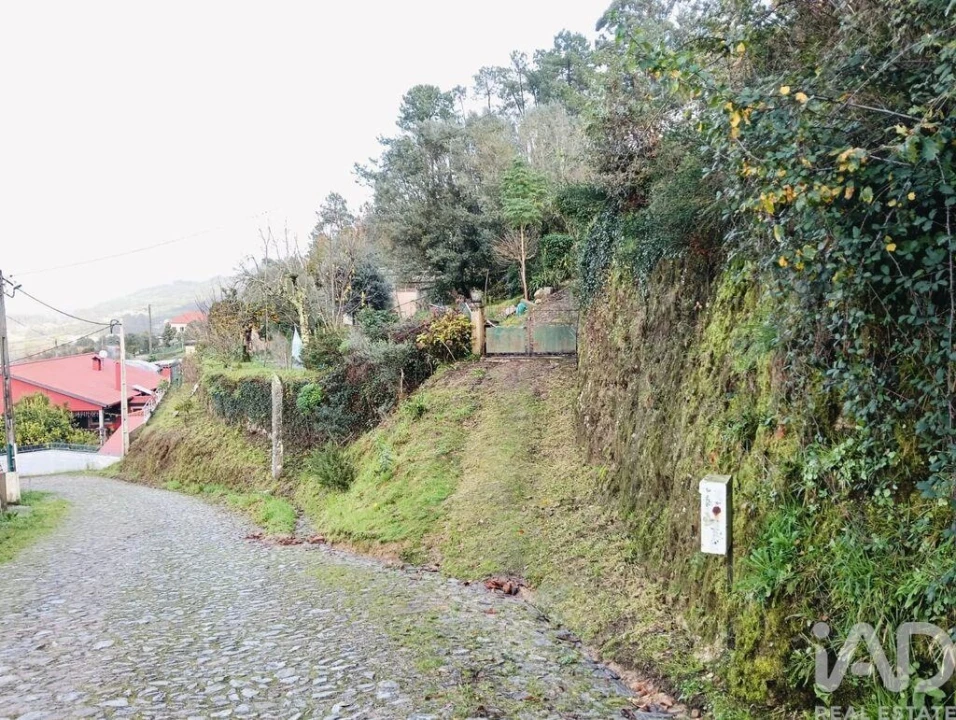 Moradia T2 para Venda em Geraz do Lima (Santa Maria, Santa Leocádia, Moreira), Deão Foto 2