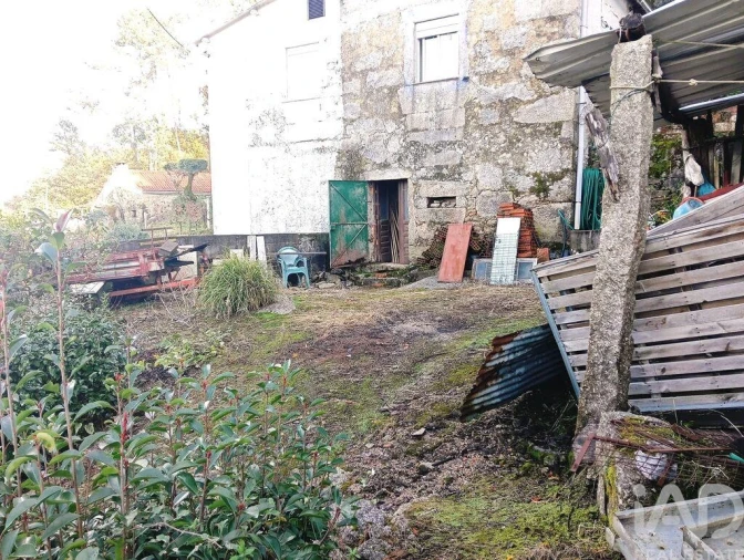 Moradia T2 para Venda em Geraz do Lima (Santa Maria, Santa Leocádia, Moreira), Deão Foto 3