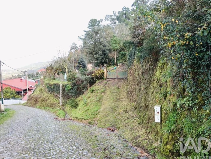 Moradia T2 para Venda em Geraz do Lima (Santa Maria, Santa Leocádia, Moreira), Deão Foto 2