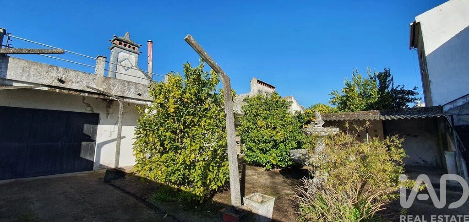 Moradia T6 para Venda em Espírito Santo, Nossa Senhora da Graça e São Simão Foto 18