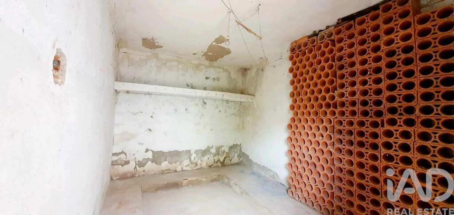 Moradia T6 para Venda em Espírito Santo, Nossa Senhora da Graça e São Simão Foto 23