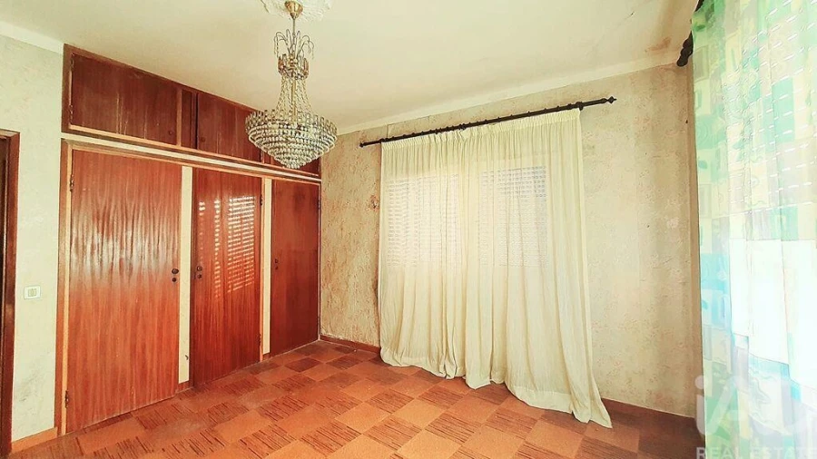 Moradia T6 para Venda em Espírito Santo, Nossa Senhora da Graça e São Simão Foto 11