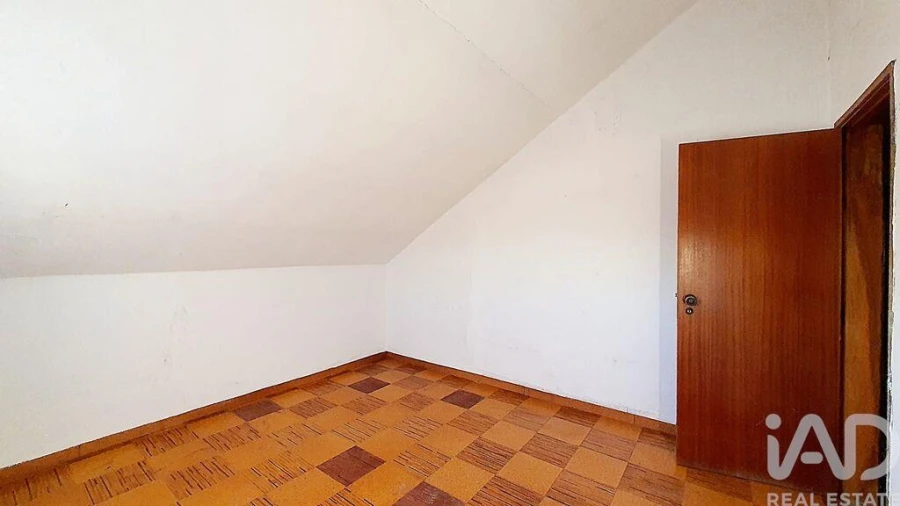 Moradia T6 para Venda em Espírito Santo, Nossa Senhora da Graça e São Simão Foto 12