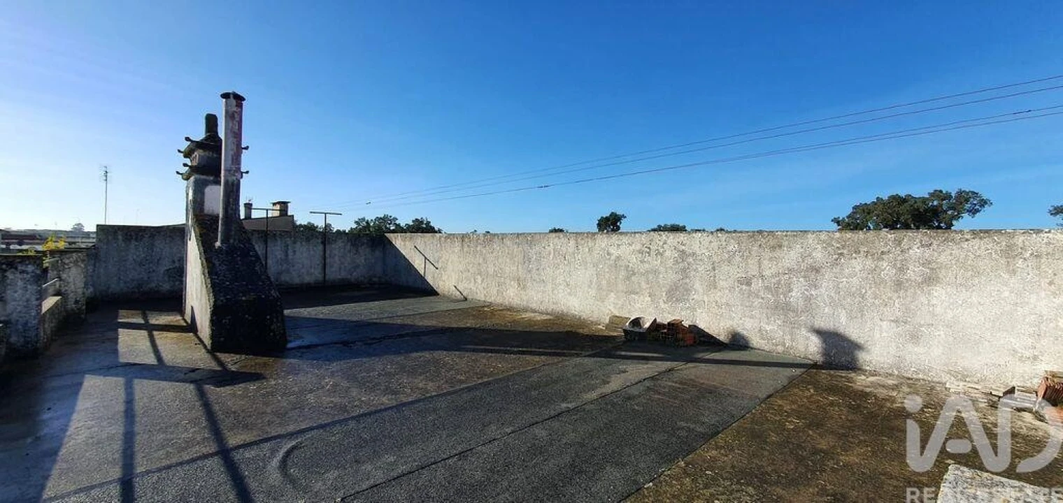 Moradia T6 para Venda em Espírito Santo, Nossa Senhora da Graça e São Simão Foto 19